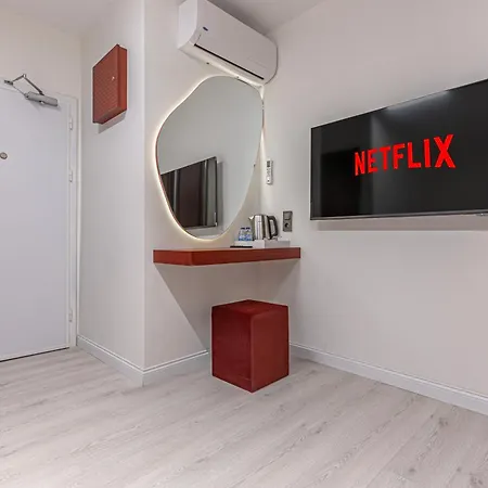 Tulii Hotell